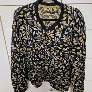 XL Gudrun Sjoden Cardigan with Ecru and Olive Leaf Design, Buttons and 2 Pockets